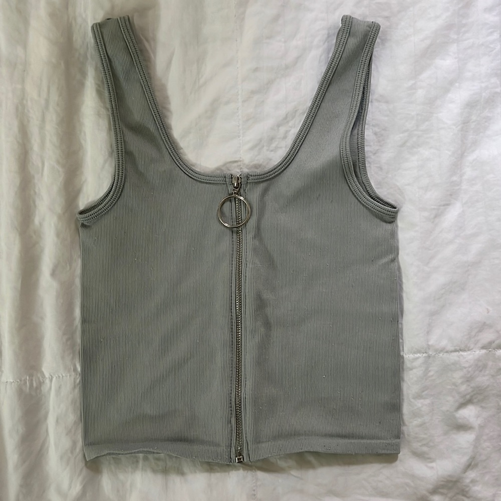 free people / bella seamless sage green zip up crop top
